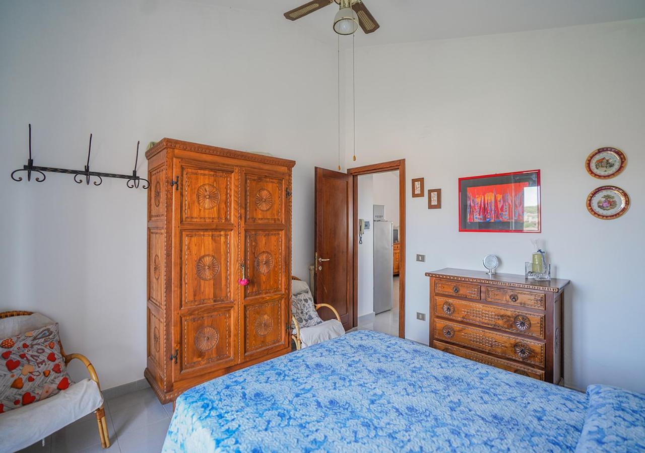 Murphy Holiday Home - Belvedere La Maddalena  Buitenkant foto